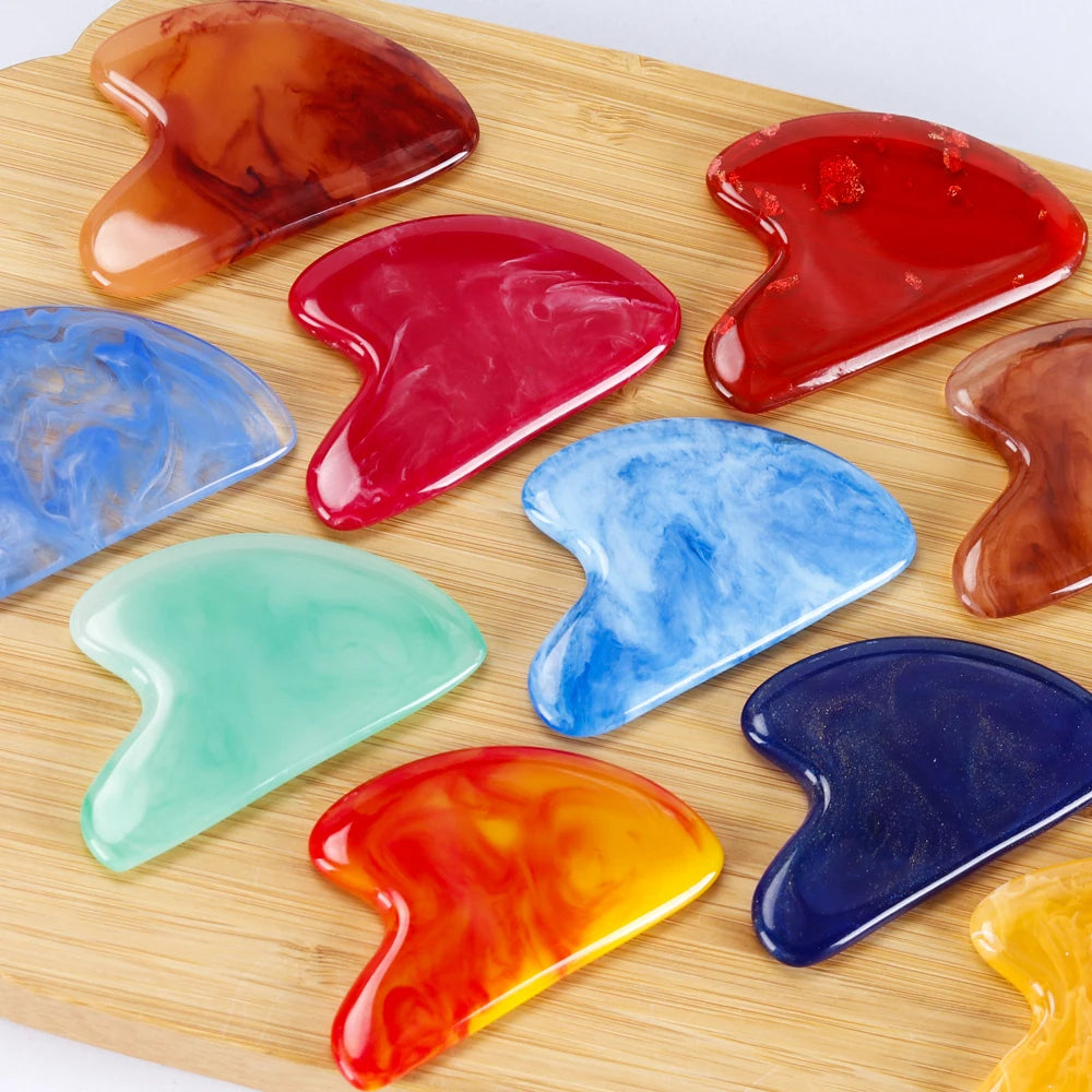 Eco-Friendly Resin Crystal Gua Sha Muscle Scraping Facial Massage Tool Heart Shape Guasha Face Lift Massage Board